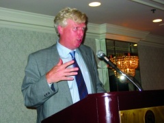 David Miller, maire de Toronto, s'est
adressé aux membres du SCFP en juin.